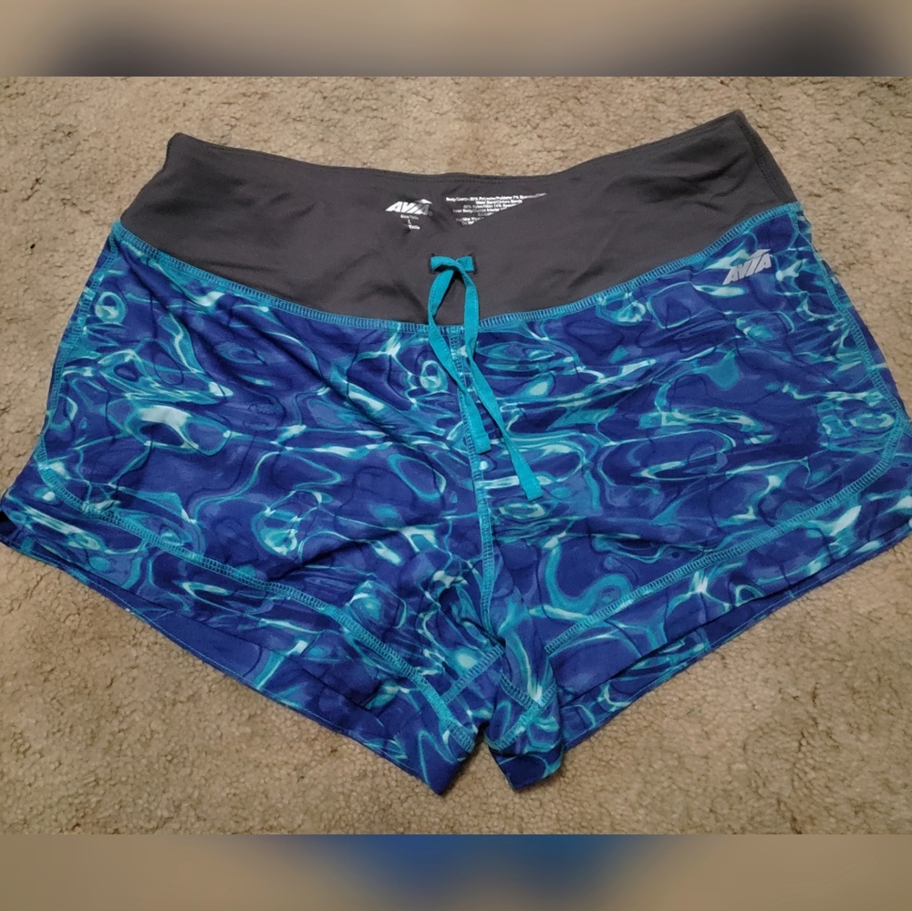 Drawstring active shorts